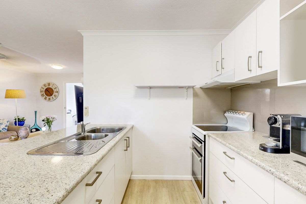 114 / 24 Lake Weyba Drive, Noosaville