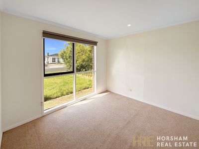 28 Derimal Street, Horsham