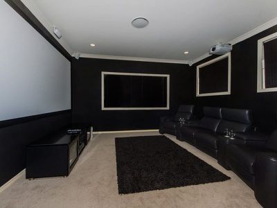 39 Cadence Avenue, Mermaid Waters