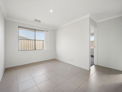 15 Medinah Street, Meadow Springs