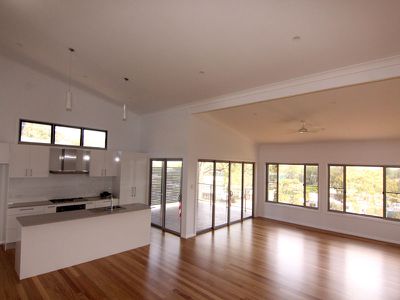15 Timbertop Avenue, Forster