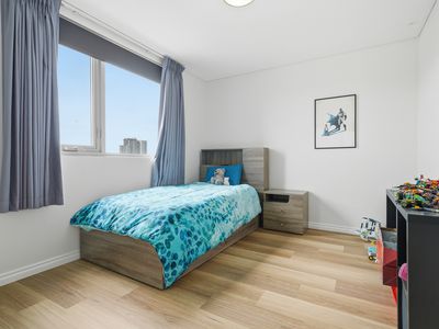 806 / 19 The Circus, Burswood