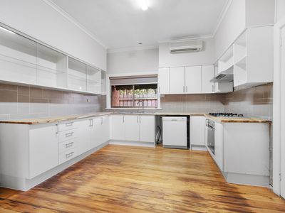 15 Parker Street, Werribee