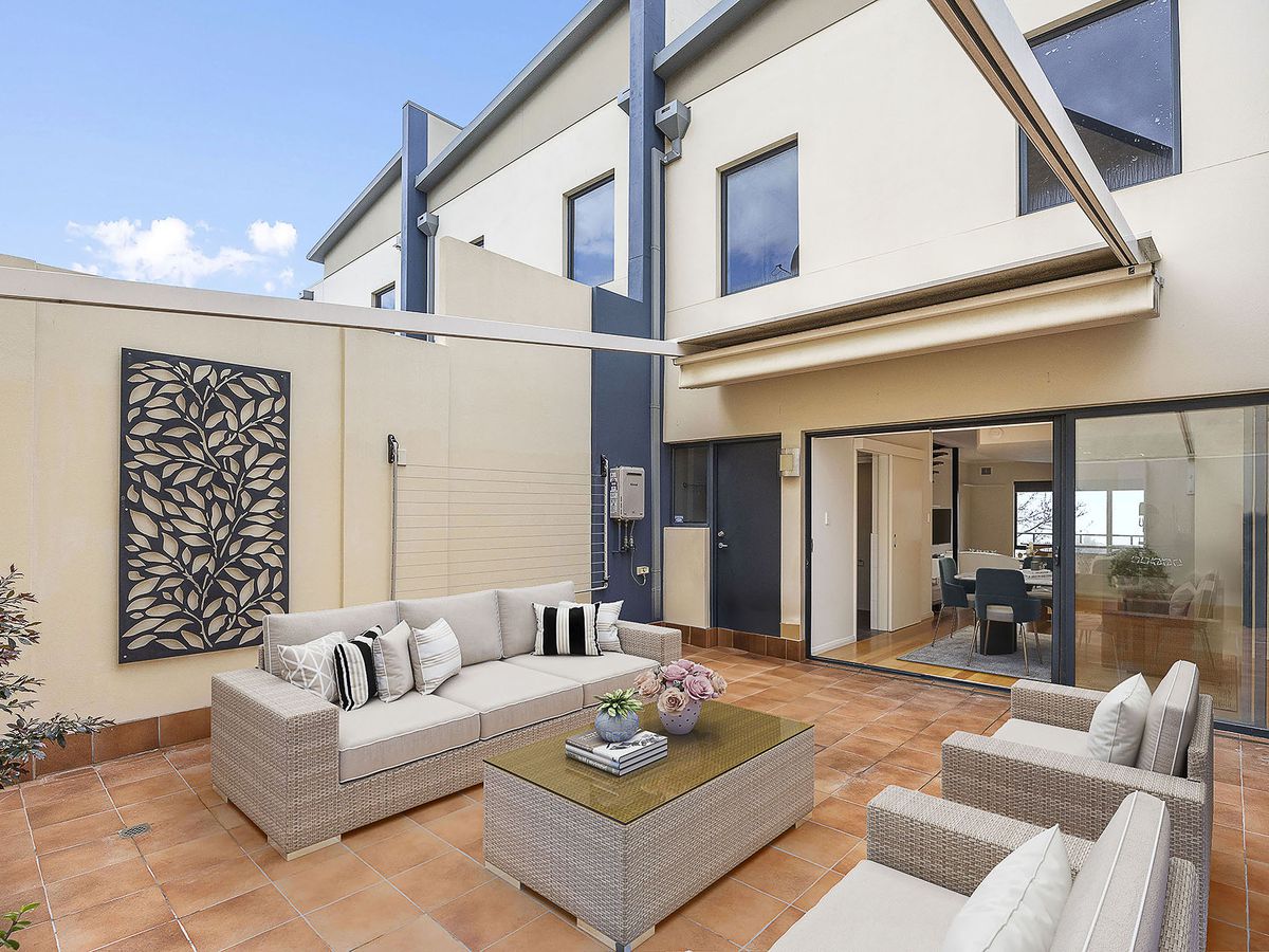 6 Boans Lane, East Perth