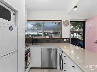 6/40 Pine Street, Bulimba