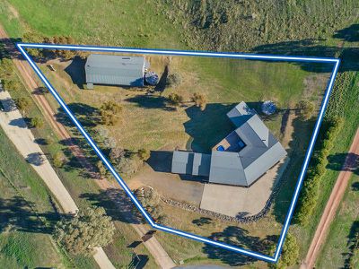 2 Ridge Way, Mountain Bay