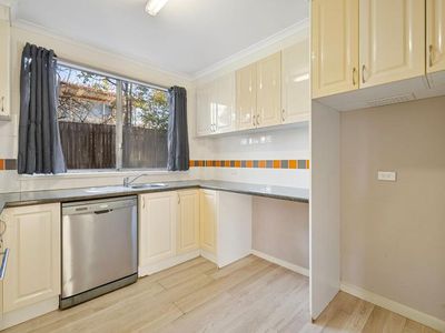 2 / 56 Henderson Road, Crestwood