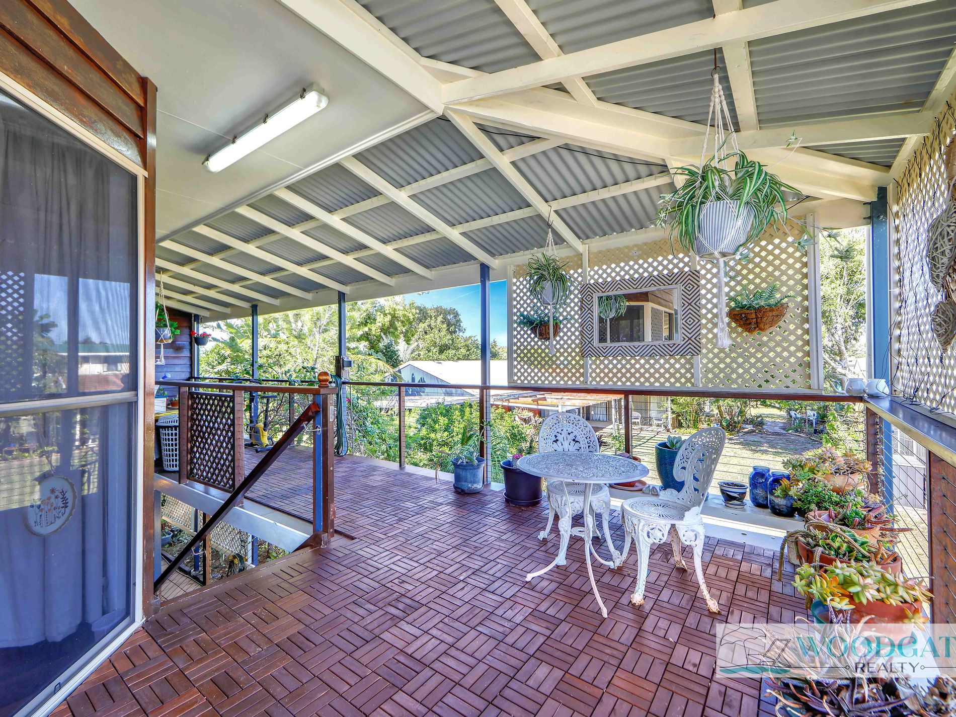 104 Esplanade, Woodgate