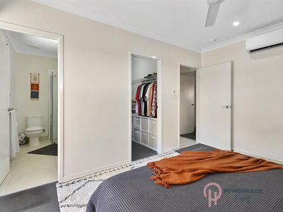 78 Bulleringa Loop, Mount Peter