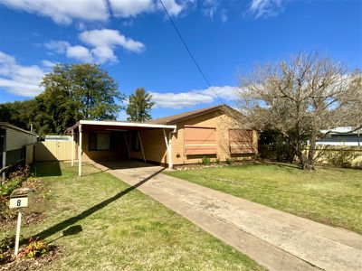 8 Hunter Street, Forbes