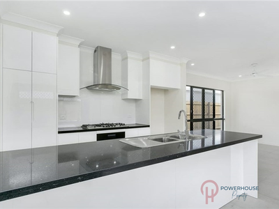 17 Homevale Entrance, Mount Peter