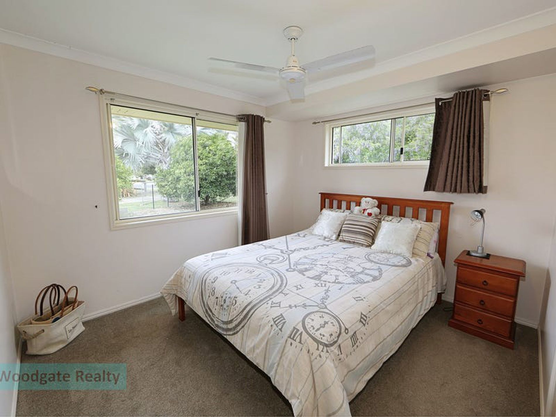 16 Emperor St, Woodgate