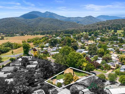 5 McKay Street, Mount Beauty