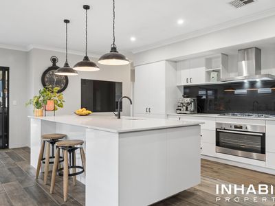 6 Fairmile Street, Bushmead