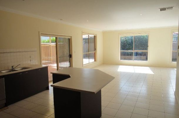 26 Parramatta Walk, Craigieburn