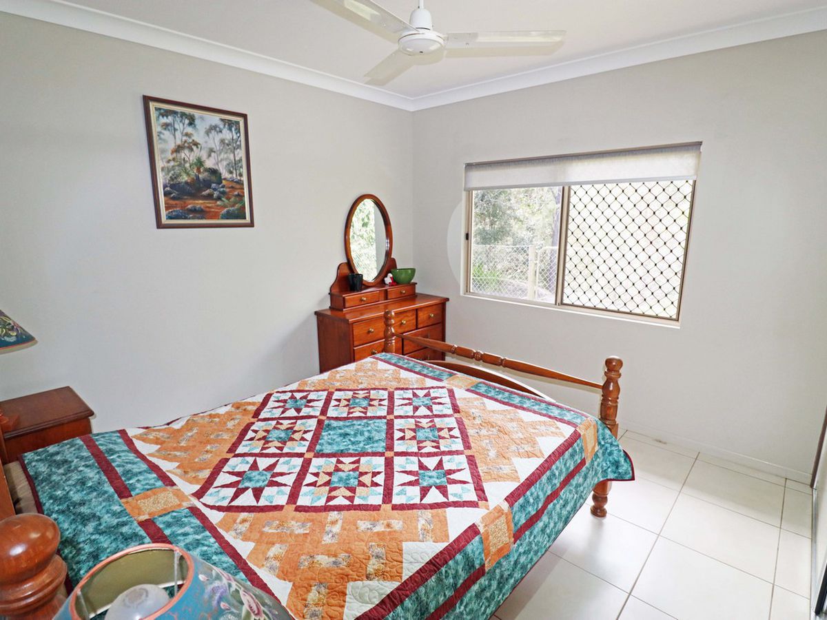 8 Eden Drive, Tinaroo