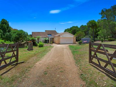 1783 Tourist Road, Robertson