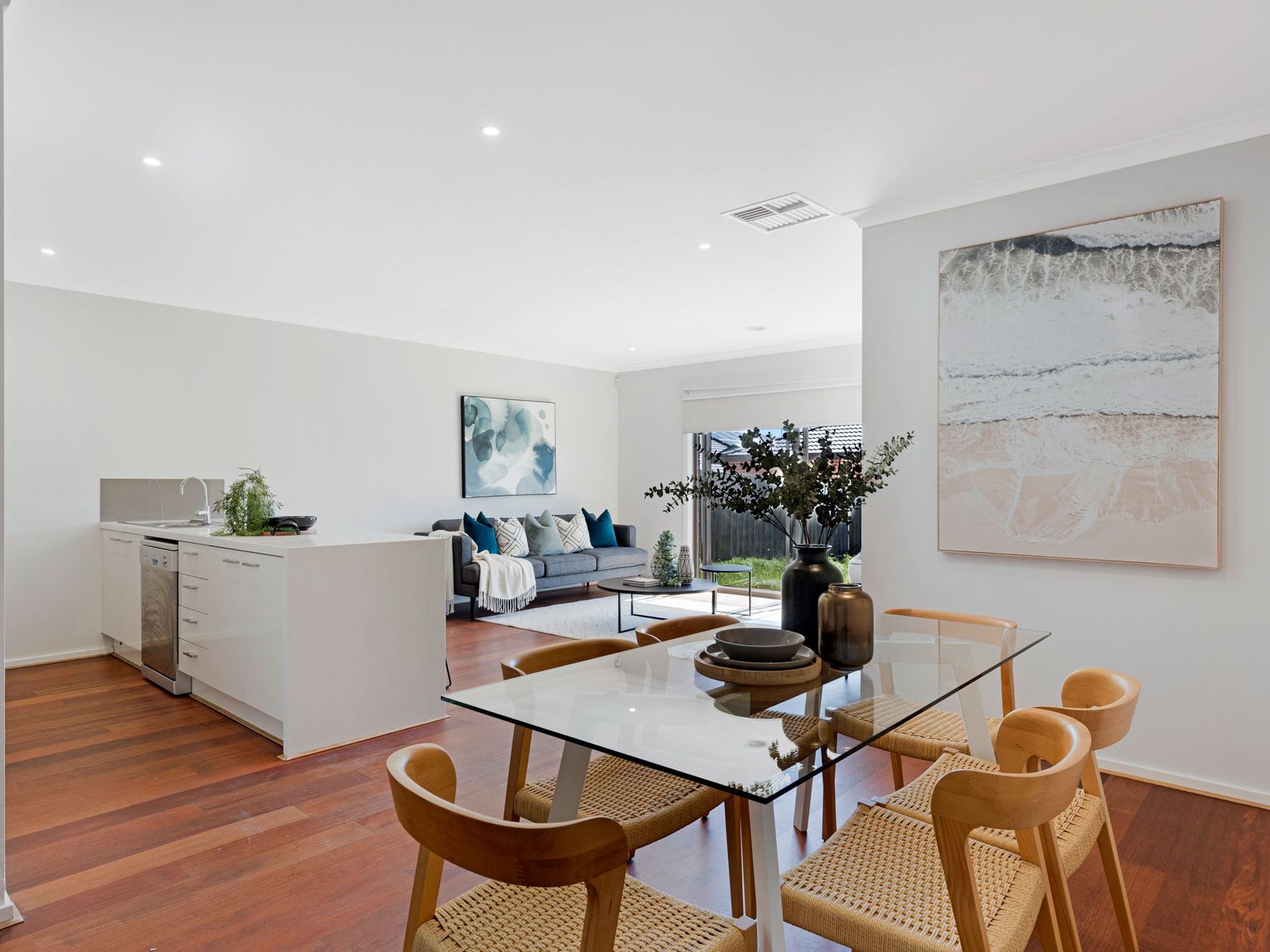 21 St Gwinear Lane, Cranbourne North
