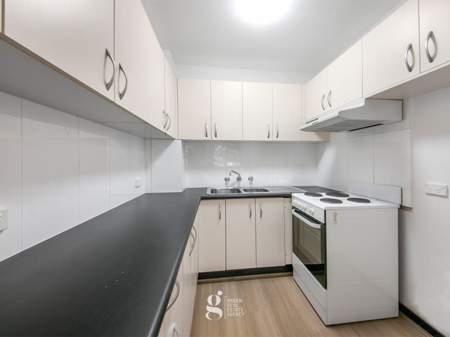 1 / 5 Bank Street, Meadowbank