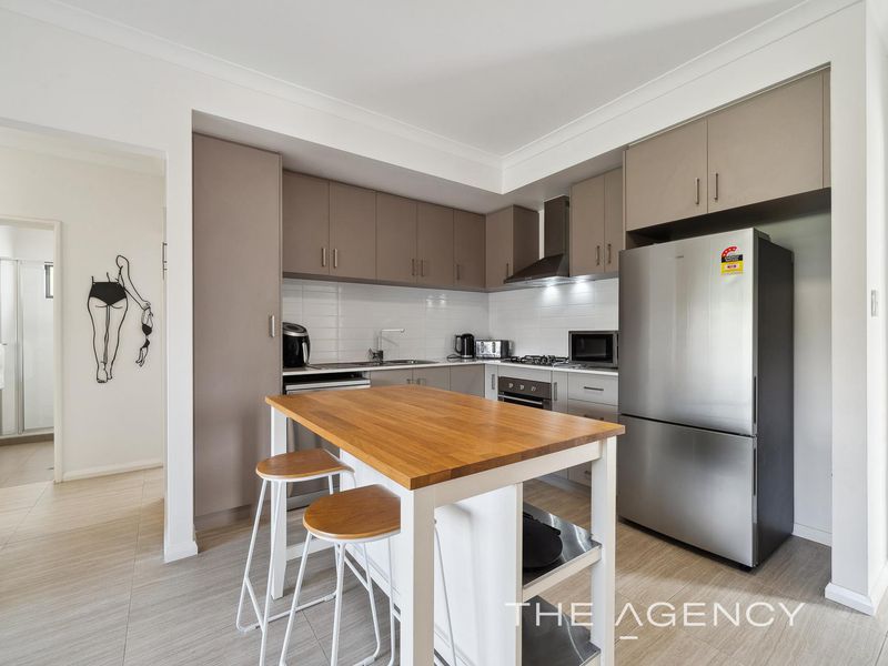 8 / 2 SCROOP Way, Spearwood