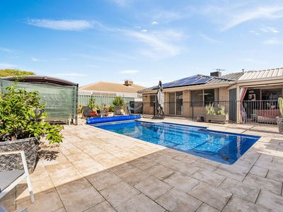 33 Roseheath Boulevard, Kiara