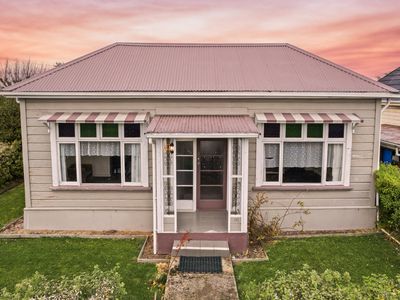 195 Macandrew Road, South Dunedin