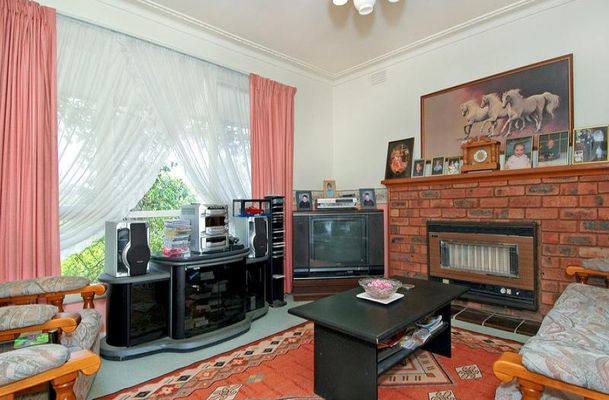 4 Second Ave, Craigieburn