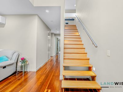 26 Dahlia Drive, Caroline Springs