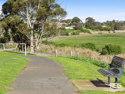 25 Kantara Crescent, Lara