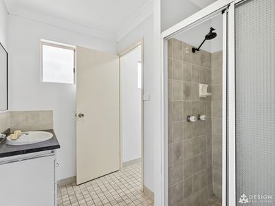 2 / 20 Jeffries Street, The Range