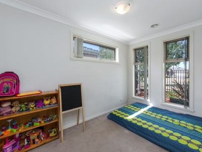 5 Secret Garden Way, Tarneit