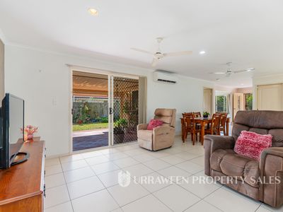 18  Emerald Park Way, Urangan