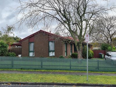 7  Chesney Drive, Ringwood