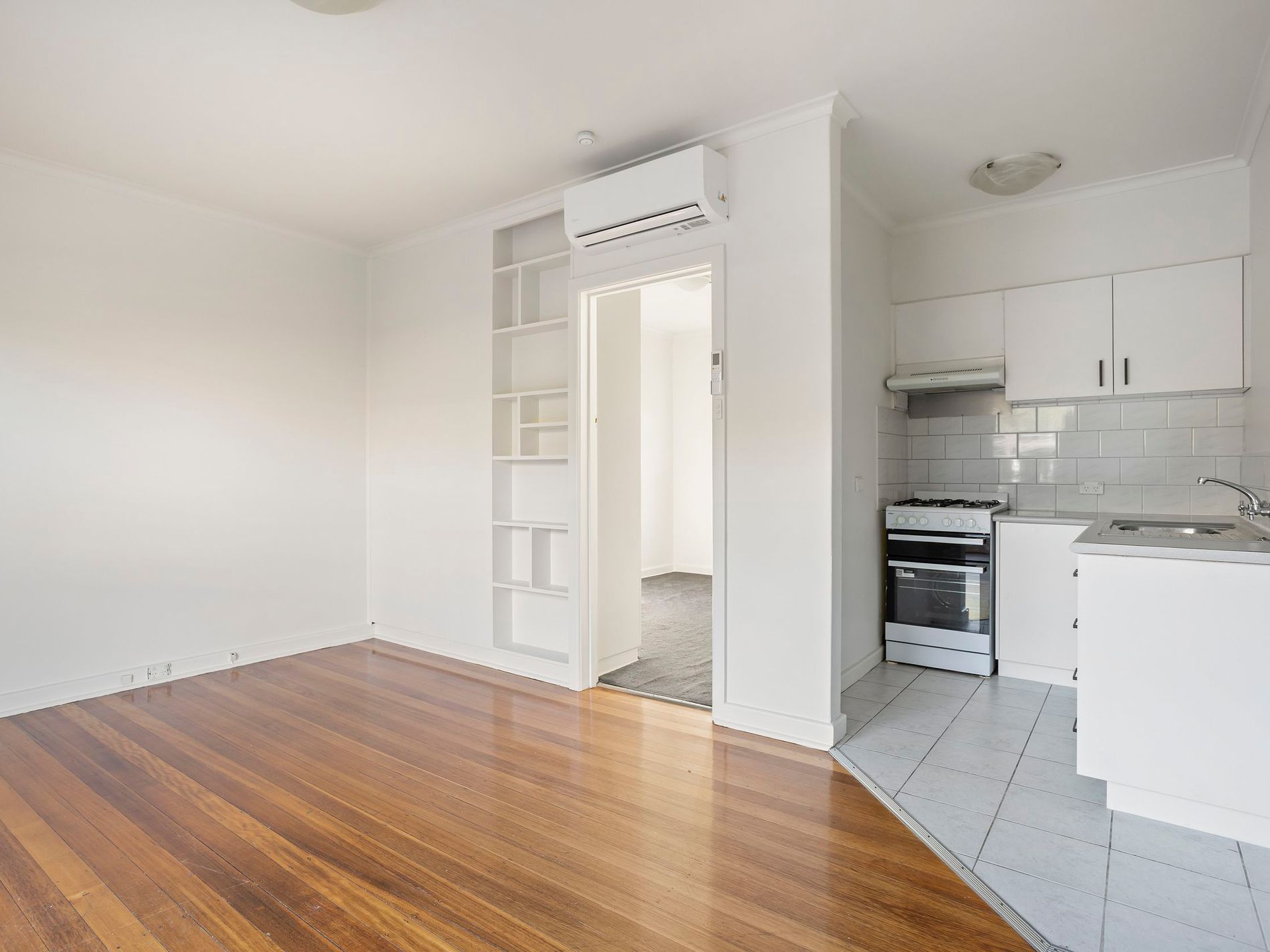 4/4 Rosedale Avenue, Glen Huntly