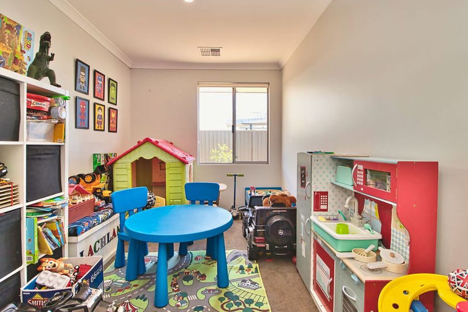 42 Lionel Parade , Baldivis