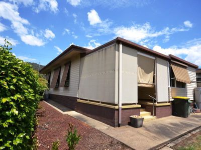 83 Lakeside Avenue , Mount Beauty