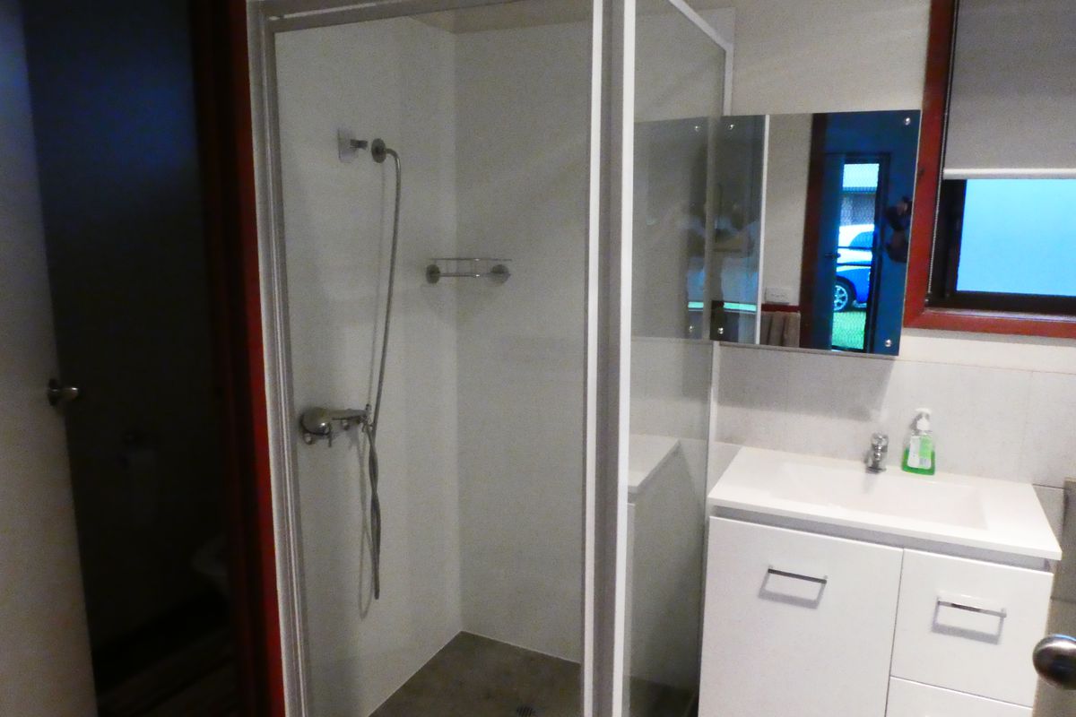 2 / 27 Fenaughty Street, Kyabram