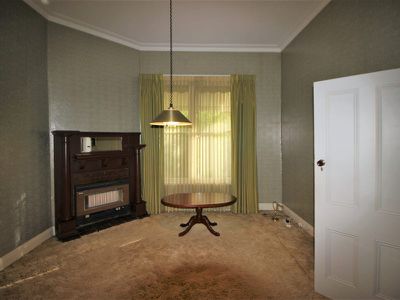 44 Lawton Avenue, Geelong West