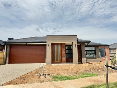 4 Chutney Street, Manor Lakes