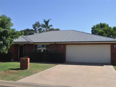 14 Jacaranda Street, Forbes