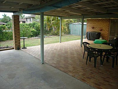 14 Bauple Crescent, Rochedale South