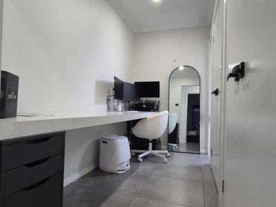 83 Contour Road, Austral