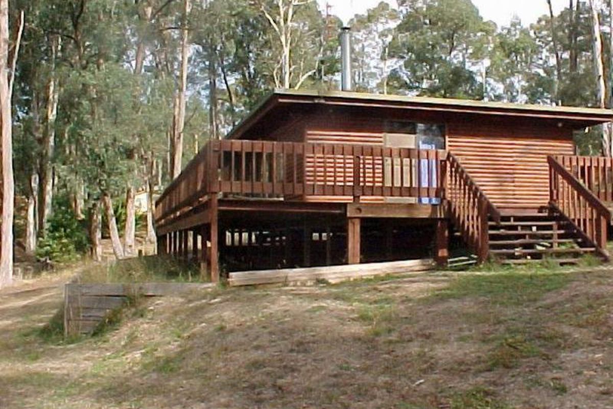7 Christensen Street, Sawmill Settlement