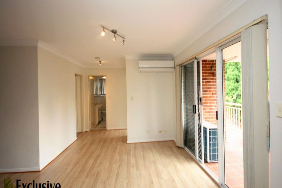 16-18 Bellbrook Avenue, Hornsby