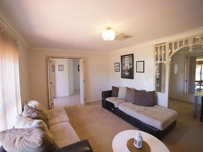 61 Websdale Drive, Dubbo