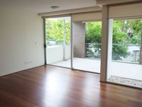 27 / 8-12 Macquarie Street, Teneriffe