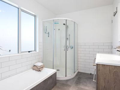 16 Dudley Road, Lyttelton