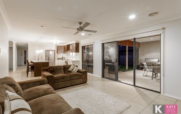 10 Castle Court, Beaconsfield