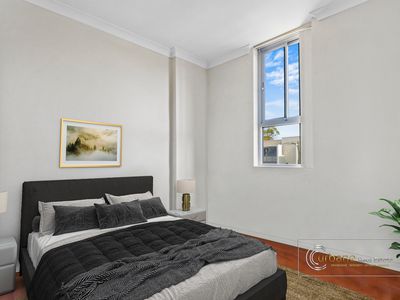 13 / 272 Railway Terrace, Guildford