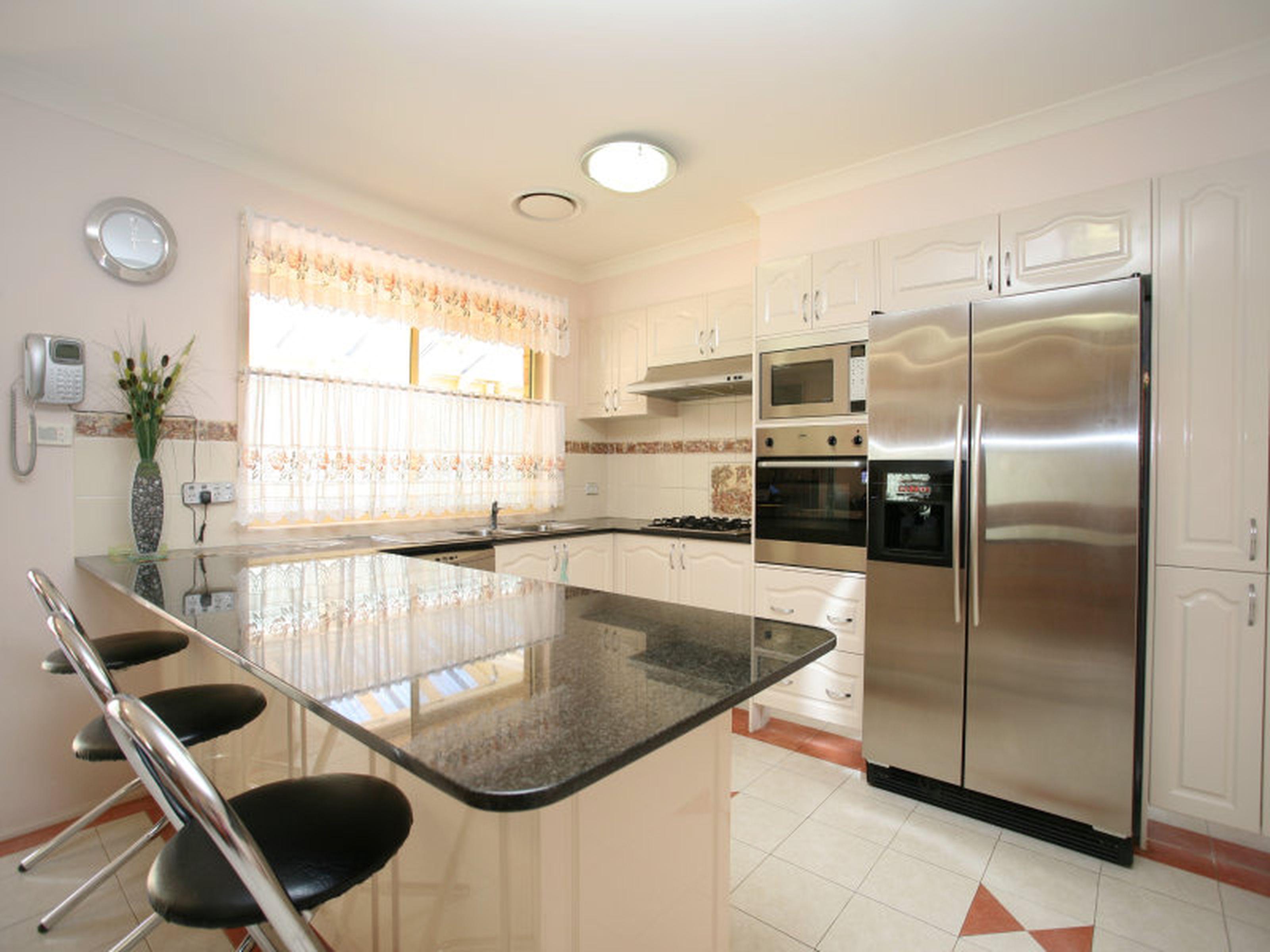 26 Kookaburra Crescent , GLENMORE PARK